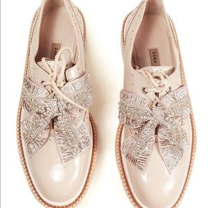 Zara Women Track sole brogues with bow